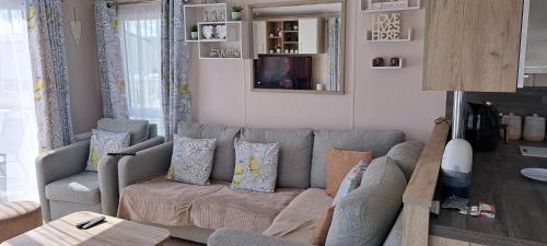 Lydd-on-Sea House | Beautiful 3-Bed Lodge in kent