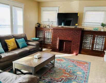 Buffalo Apartment | Beautiful 3 bed room apartment
