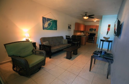 Puntas Condo | Beautiful 3BR 2BA condo one block from Sandy Beach