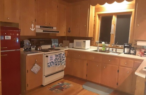 Campobello Island Cottage | Beautiful 4 Bedroom Oceanfront Cottage on the Bay of Fundy on Campobello Island