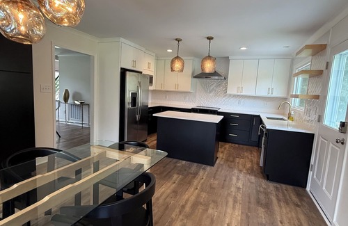 Kipling House | Beautiful 4-bedroom/3 bath house in peaceful South Raleigh neighborhood
