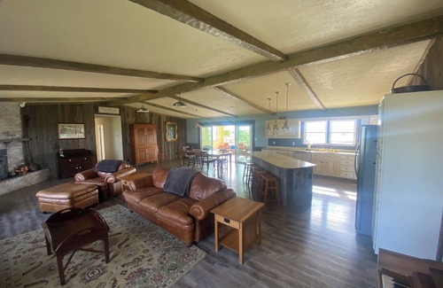 Lexington Other | Beautiful 4-bedroom farmhouse in Lexington. Huge living room/kitchen.