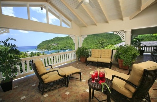 Marigot Bay Villa | Beautiful 5-Bedroom Villa Ashiana in Marigot Bay 5 Villa by RedAwning