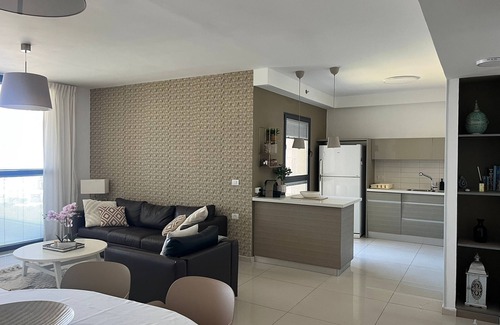 Netanya Apartment | Beautiful 5 Rooms IN A Luxury Building