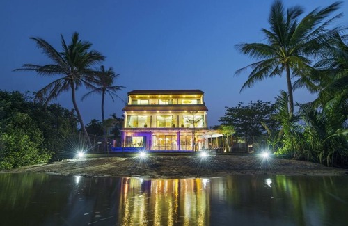 Hoi An Villa | BEAUTIFUL, 6 BED, 7 BATH PRIVATE POOL & BEACH VILLA. AMAZING VIEWS & SERVICE :-)