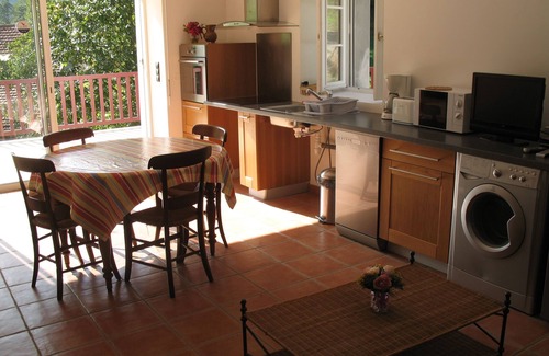 Esterencuby Apartment | Beautiful apartment rdc grde terrass view Basque mountain prox StJeanPieddePort
