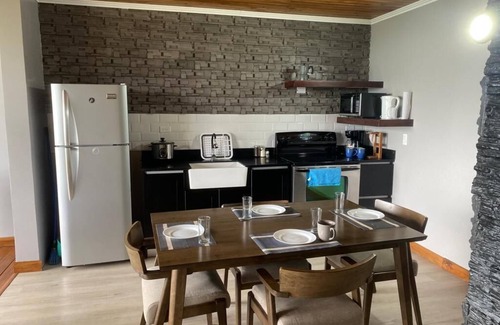 Monteverde Apartment | Beautiful and cozy apartment, 5kms - approx.10 mins - from downtown Santa Elenan