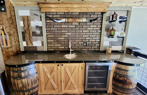 Pittsburg House | Beautiful and spacious home on a private 15 ac. lake in East Texas