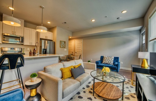 Southeast Bed & Breakfast | Beautiful and Stylish 2-Bedroom Hideaway