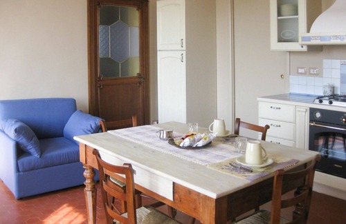 Cossombrato Apartment | Beautiful apartment for 4 guests with pool, WIFI, A/C, TV, patio, pets allowed and parking
