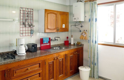 Las Cuevecitas Apartment | Beautiful apartment for 2 people with WIFI, pool, TV, terrace and parking