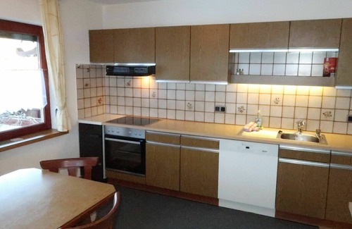 Tobadill Apartment | Beautiful apartment for 7 guests with WIFI, TV, balcony and parking