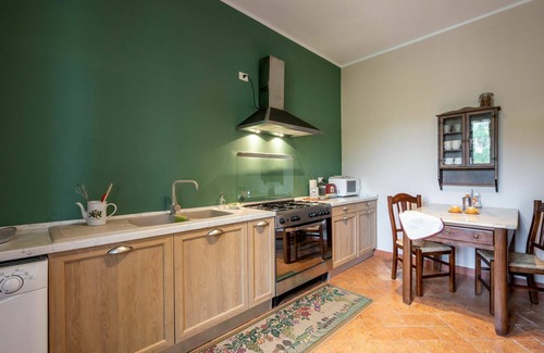 Castelletto Merli Apartment | Beautiful apartment for 4 people with WIFI, TV, patio, pets allowed and parking