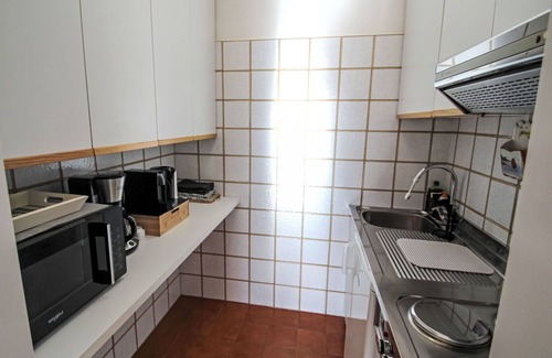 Lesa Apartment | Beautiful apartment for 3 people with WIFI, A/C, TV, patio, pets allowed and parking