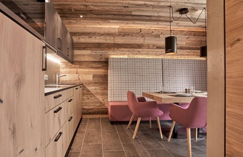 Soelden Apartment | Beautiful apartment for 7 guests with WIFI, TV, terrace and pets allowed