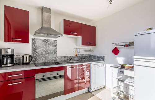 Cabris Apartment | Beautiful apartment for 5 guests with WIFI, TV, terrace and parking