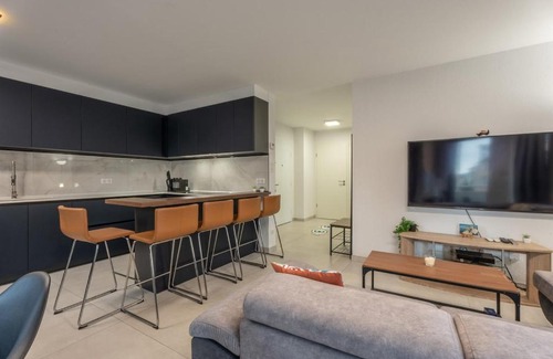 Huningue Apartment | Beautiful apartment for 6 people, near Basel, parking
