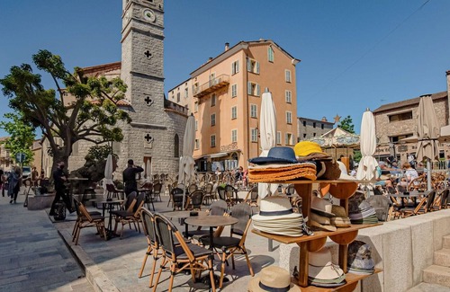 Sainte-Lucie-de-Porto-Vecchio Apartment | Beautiful apartment for 10 people with WIFI, pool, A/C, TV, terrace and parking