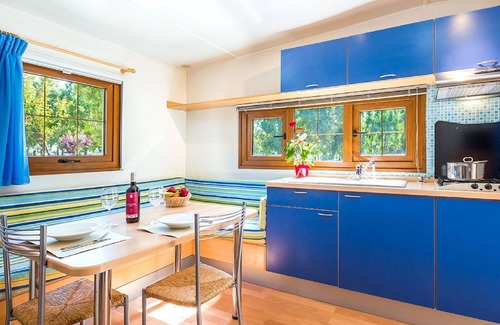 Fertilia House | Beautiful apartment in villa for 4 guests with WIFI, pool, A/C, TV and terrace