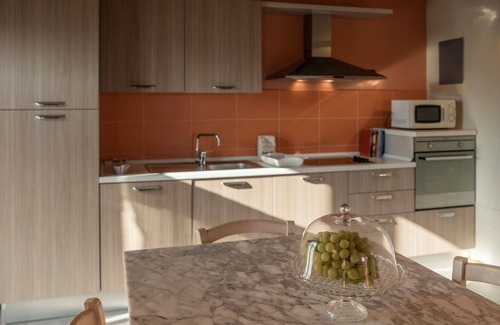 Larciano House | Beautiful apartment in villa for 4 guests with WIFI, A/C, pool, TV and panoramic view