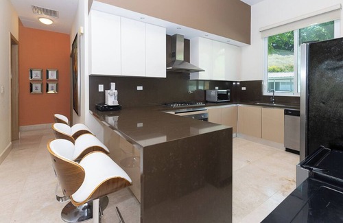 Rio Hato Condo | Beautiful apartment with Patio in Bijao - 5 min from the beach + 45 Days min stay