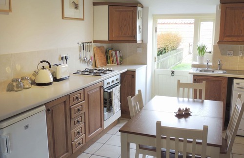 East Knighton House | Beautiful Barn Conversion In Stunning Setting with Super Fast Fibre Broadband