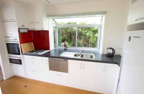Paraparaumu Beach House | Beautiful beach location with stunning views