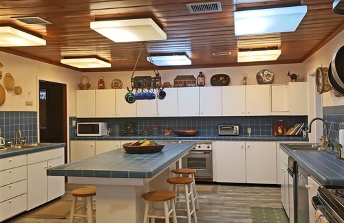 Estate Montpellier East House | Beautiful Beach and Bioluminescent Bay !