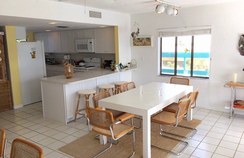 Great Harbour Cay House | Beautiful Boutique Overwater Townhouse with Private Dock and All Amenities