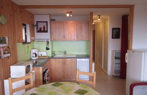 Chamrousse Apartment | Beautiful bright apartment with balcony, near slopes and shops in Chamrousse