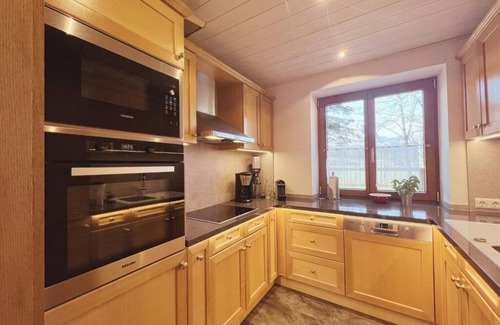 Reith bei Kitzbuehel Ski Chalet | Beautiful chalet with a wonderful view and pine bed
