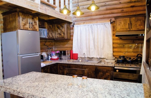 Arteaga Cabin | Beautiful cabin for family stays or romantic dinners as a couple.