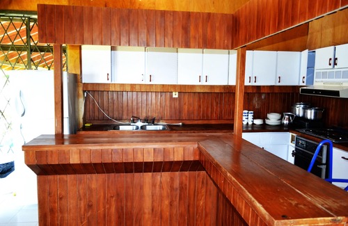 Calima Cabin | Beautiful Cabin Facing Calima Lake