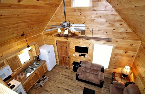 Waynesville Cabin | BEAUTIFUL CABIN Sleep 6