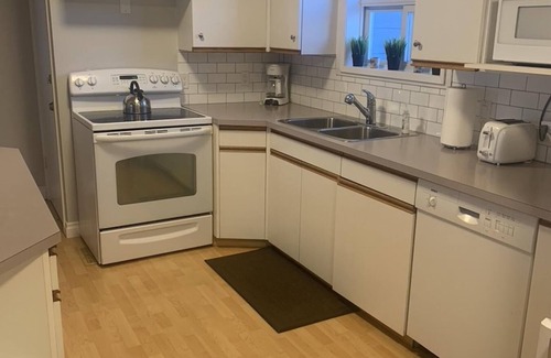 Cardston House | Beautiful Cardston Home (whole house)!