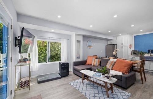 Point Loma House | Beautiful Coastal Getaway!