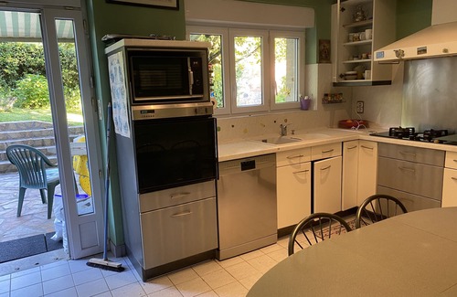 Panazol House | Beautiful, comfortable house between town and country.