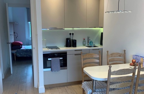 Campden Apartment | Beautiful, completely renovated Notting Hill flat