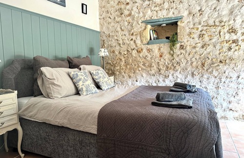 Saint-Romain Other | Beautiful converted farmhouse with private pool in hamlet near La Chapelle-Bâton