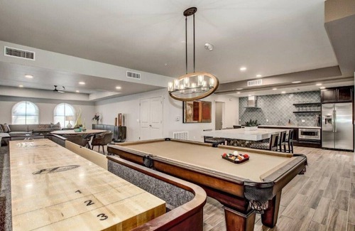 Ocotillo Condo | Beautiful condo at the luxurious resort style "THE CAYS" in DOWNTOWN OCOTILLO!