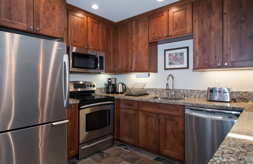 Olympic Valley Condo | Beautiful Condo In The Heart Of Olympic Valley/Palisades Tahoe