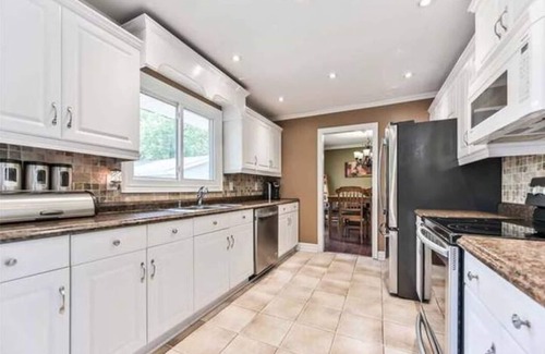 Innisfil House | Beautiful country escape 5 min. from beach