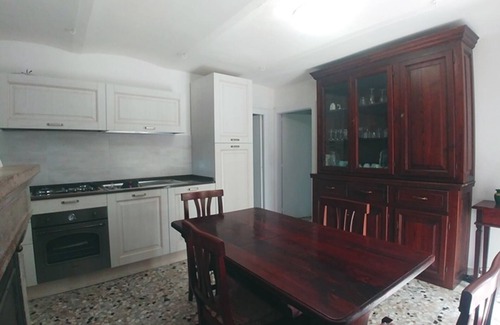 Agnone House | Beautiful country farmhouse 5 km from Agnone