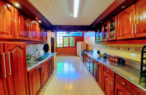 Quito Ski Chalet | BEAUTIFUL COUNTRY HOUSE NEAR COTIPAXI, PASOCHOA, INTISANA VOLCANOES