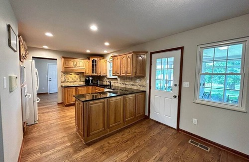 Florence House | Beautiful country retreat in the heart of NKY! Minutes from downtown Cincinnati.