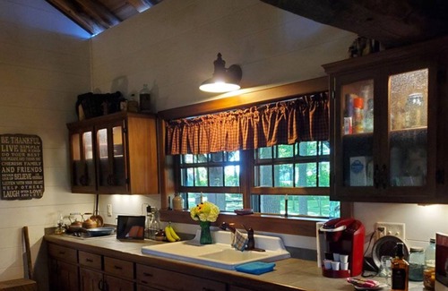 Wyatt House | Beautiful Cozy Cabin in the Country