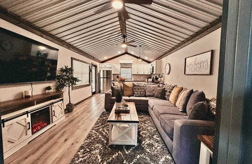 Navasota Cabin | Beautiful cozy cabin on 5 secluded acres in Navasota, TX.