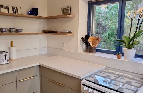 Zikhron Ya'aqov House | Beautiful Detached House with private Garden for Short Let in Zichron Yaacov