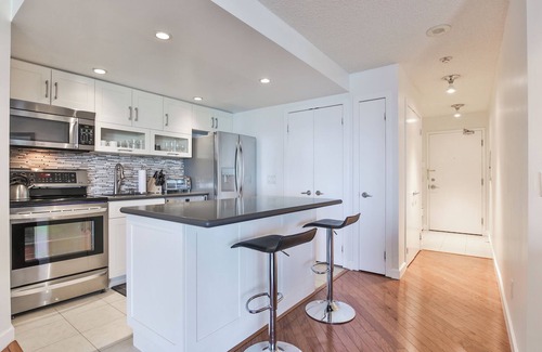 Central Waterfront Condo | Beautiful Downtown Toronto Waterfront Condo