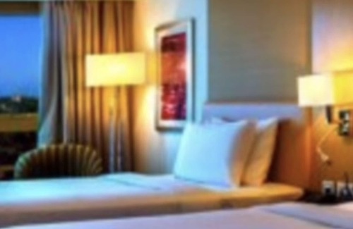Al Quoz Resort | Beautiful Dubai Suites 1 & 2 bedroom. Jr Suite Sleeps 2. All Inclusive included